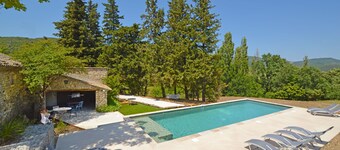 Mas de la Huppe 20 p Heated swimming pool 6 bdrms