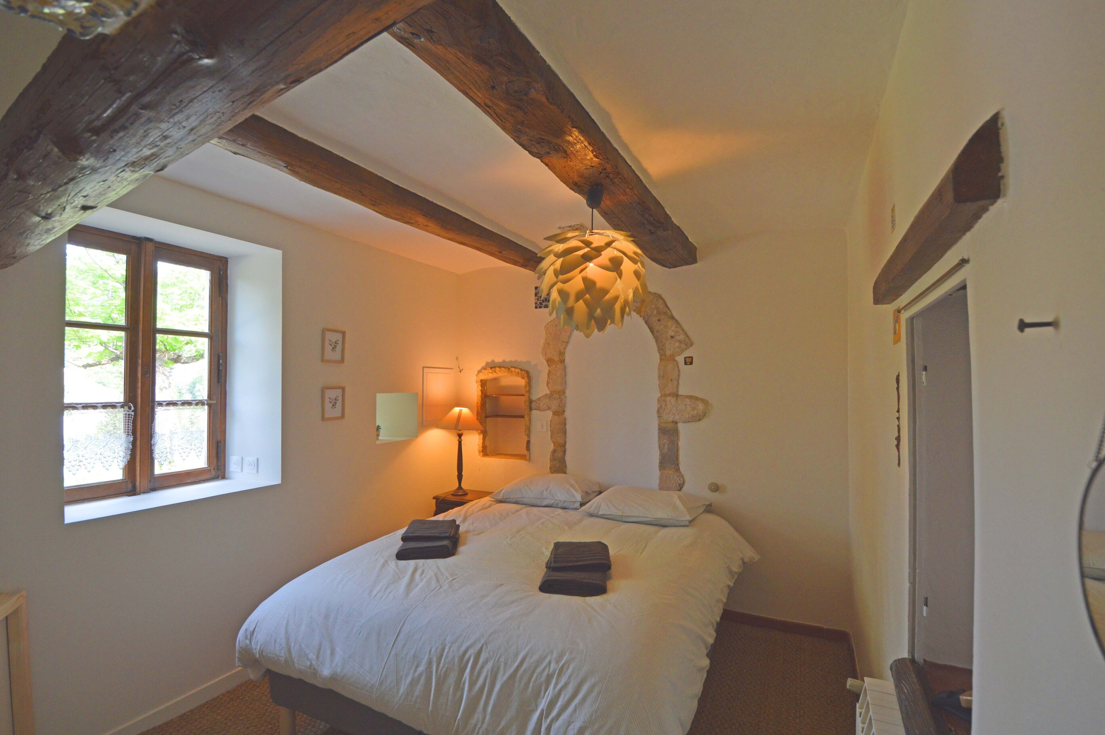 6 bedrooms, iron/ironing board, travel crib, free WiFi