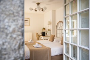 双床房 | 遮光窗帘、熨斗/熨板、免费 WiFi、床单