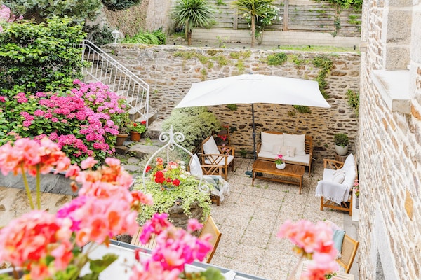 Demeures & Châteaux - Hôtel De La Porte Saint-malo - Dinan - Brittany