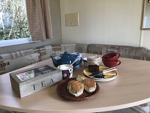 Chalet | Dining