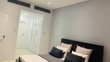 1 chambre, fer et planche à repasser, Wi-Fi gratuit, draps fournis