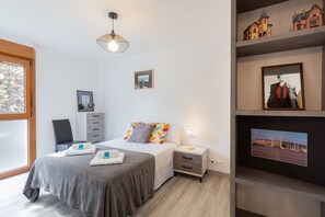 3 Schlafzimmer, Bügeleisen/Bügelbrett, WLAN, Bettwäsche