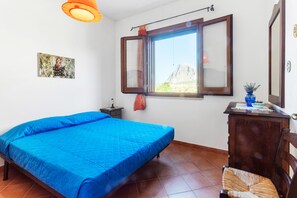 Ferienhaus | 2 Schlafzimmer, Bügeleisen/Bügelbrett, kostenloses WLAN, Bettwäsche