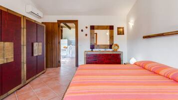 Apartment | 1 bedroom, iron/ironing board, free WiFi, bed sheets