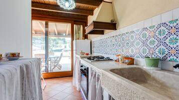 公寓 | 私人厨房 | 大冰箱、微波炉、烤箱、炉灶