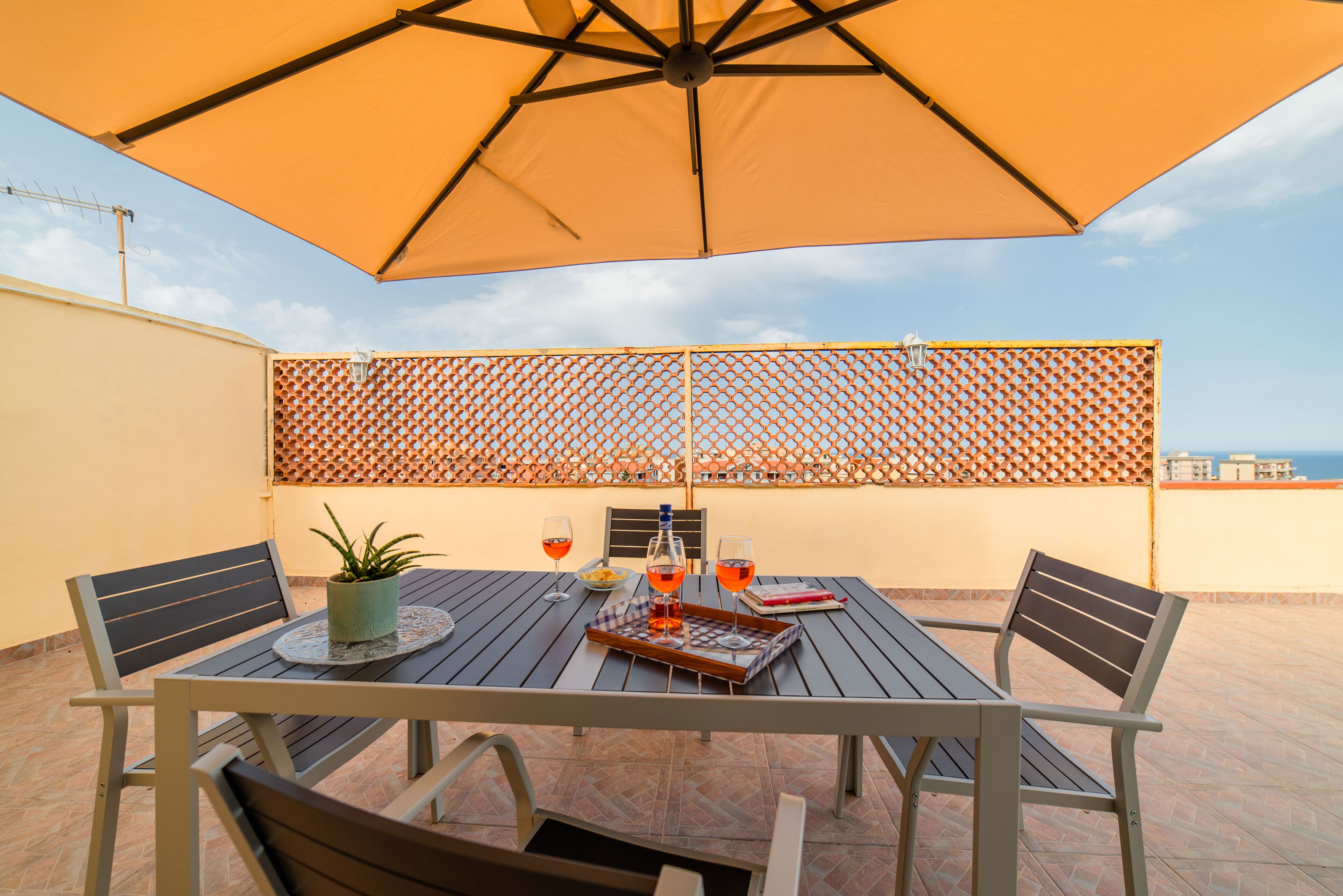 La Terrazza Di Siracusa - Roomy And Bright Flat