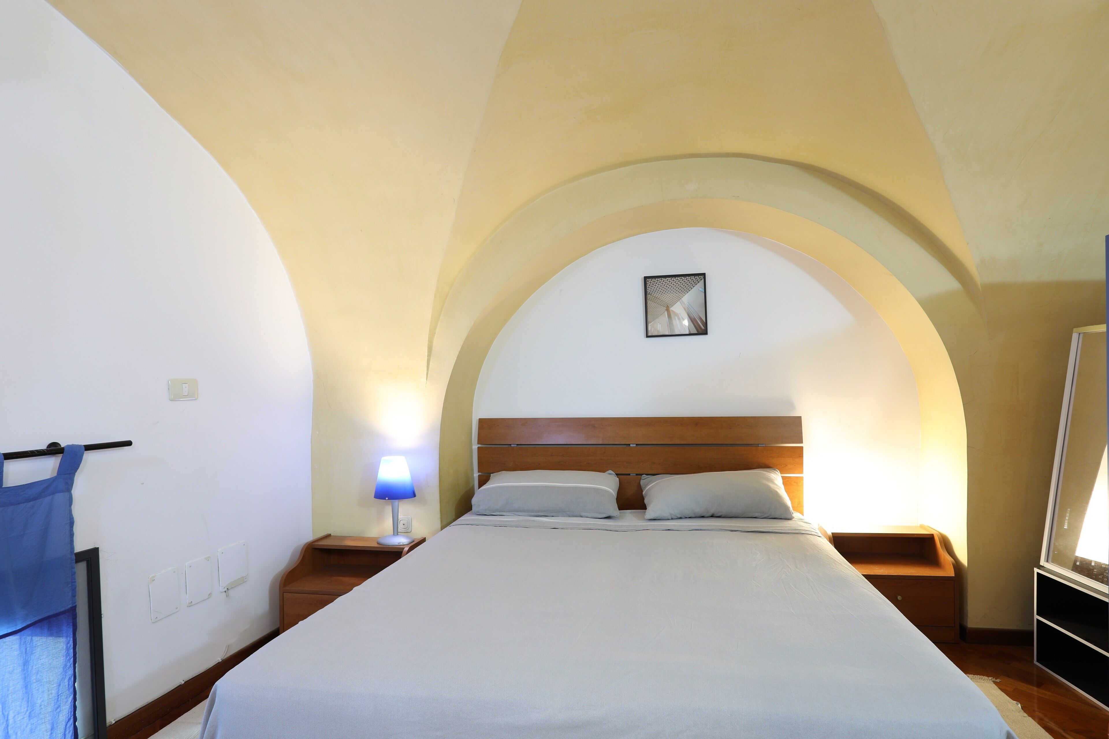 Cozy Apartment On 2 Levels In The City Center