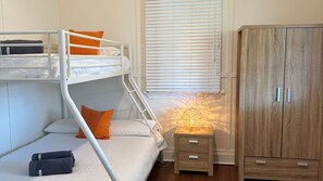 2 bedrooms, bed sheets