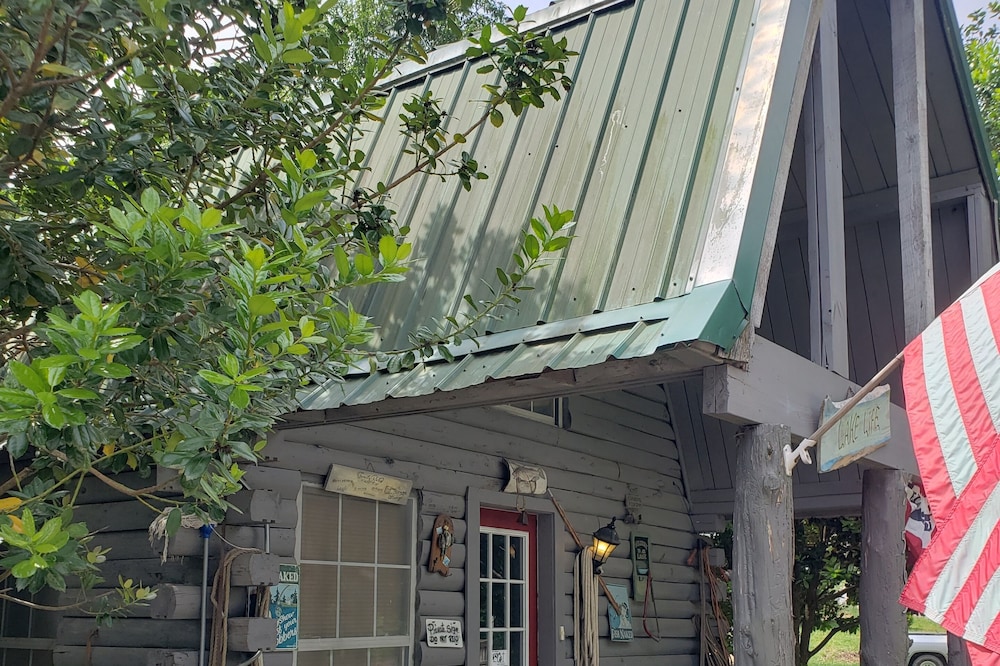 Harrison Hut