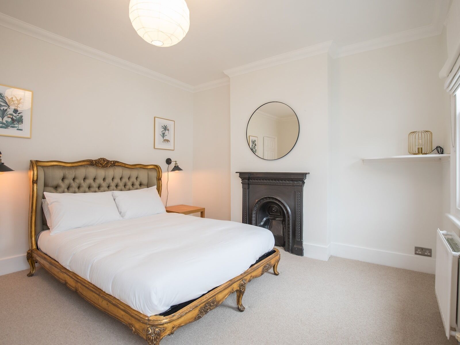 Pass the Keys | Cheerful Roomy 6 Sleeper  in Central Windsor with Garden