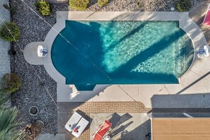 A lap pool - Nova Gypsy Vanner by PaseoHomesAZ with Pool (Scottsdale)