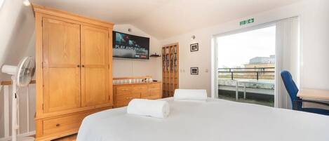 2 habitaciones, tabla de planchar con plancha y wifi gratis