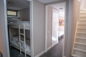 8 habitaciones y wifi