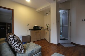 Nicht klassifiziertes Bild, 2 von 16, Schaltfläche