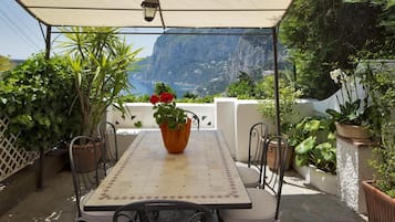 Ristorazione all'aperto