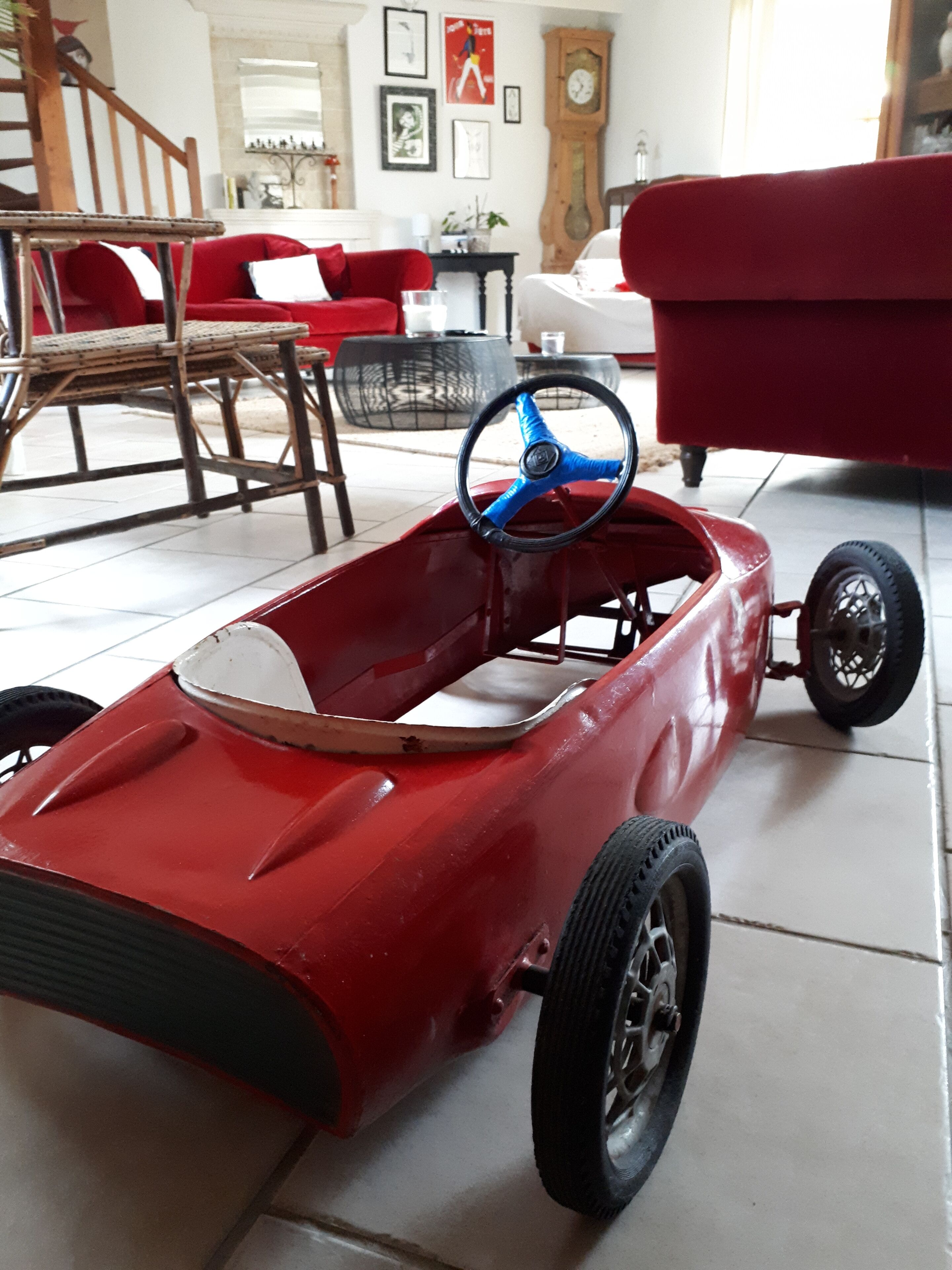 Cozy cottage house for 6-11 people