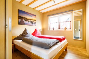 2 Schlafzimmer, Zimmersafe, Reisekinderbett, kostenloses WLAN