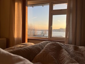 2 chambres, bureau, fer et planche à repasser, Wi-Fi gratuit