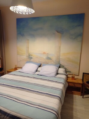 3 chambres, fer et planche à repasser, lit parapluie, Wi-Fi gratuit