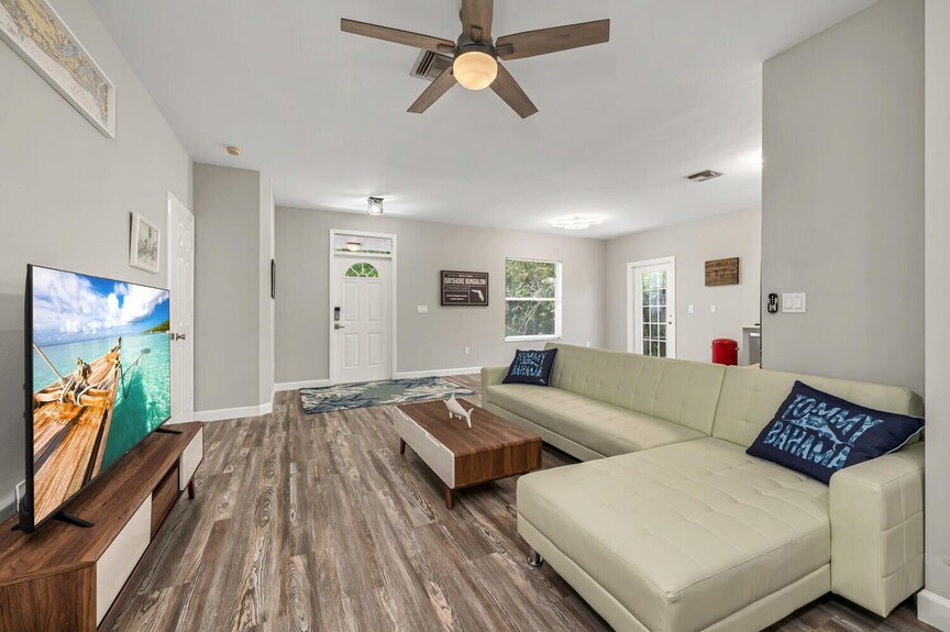 Bayshore Bungalow - Naples, FL