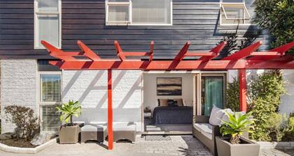 Comfy stylish Central Wellington studio