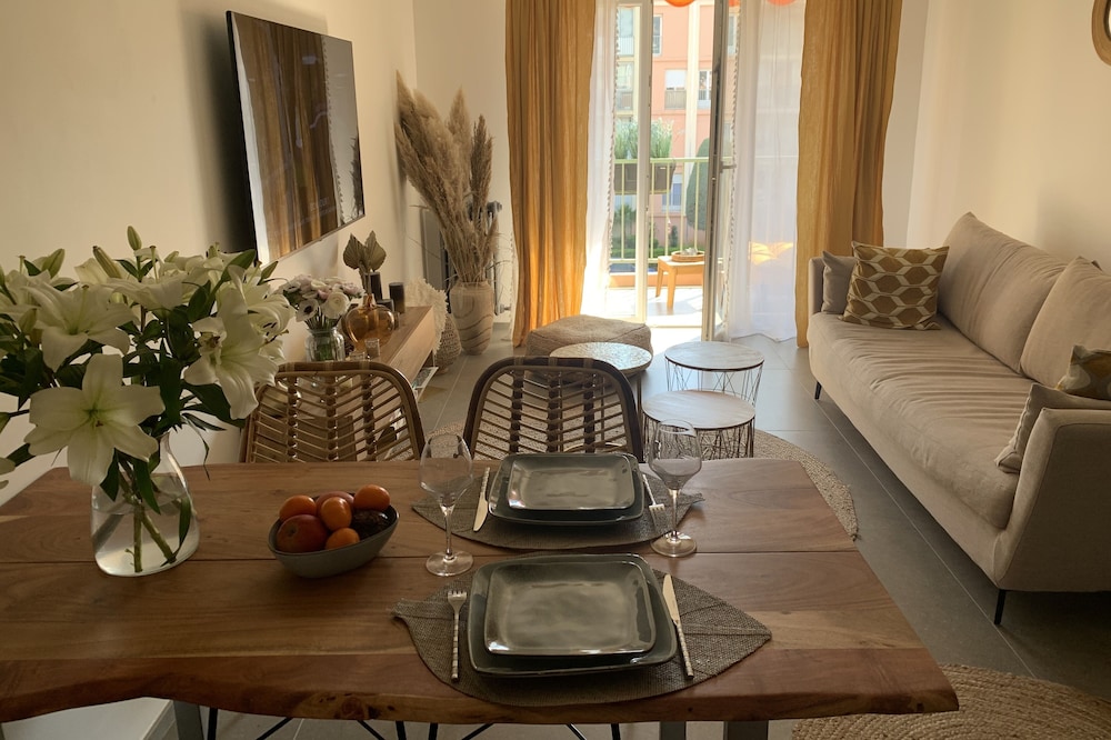 Beautiful apartment classified 3 *** near port and beach in closed residence