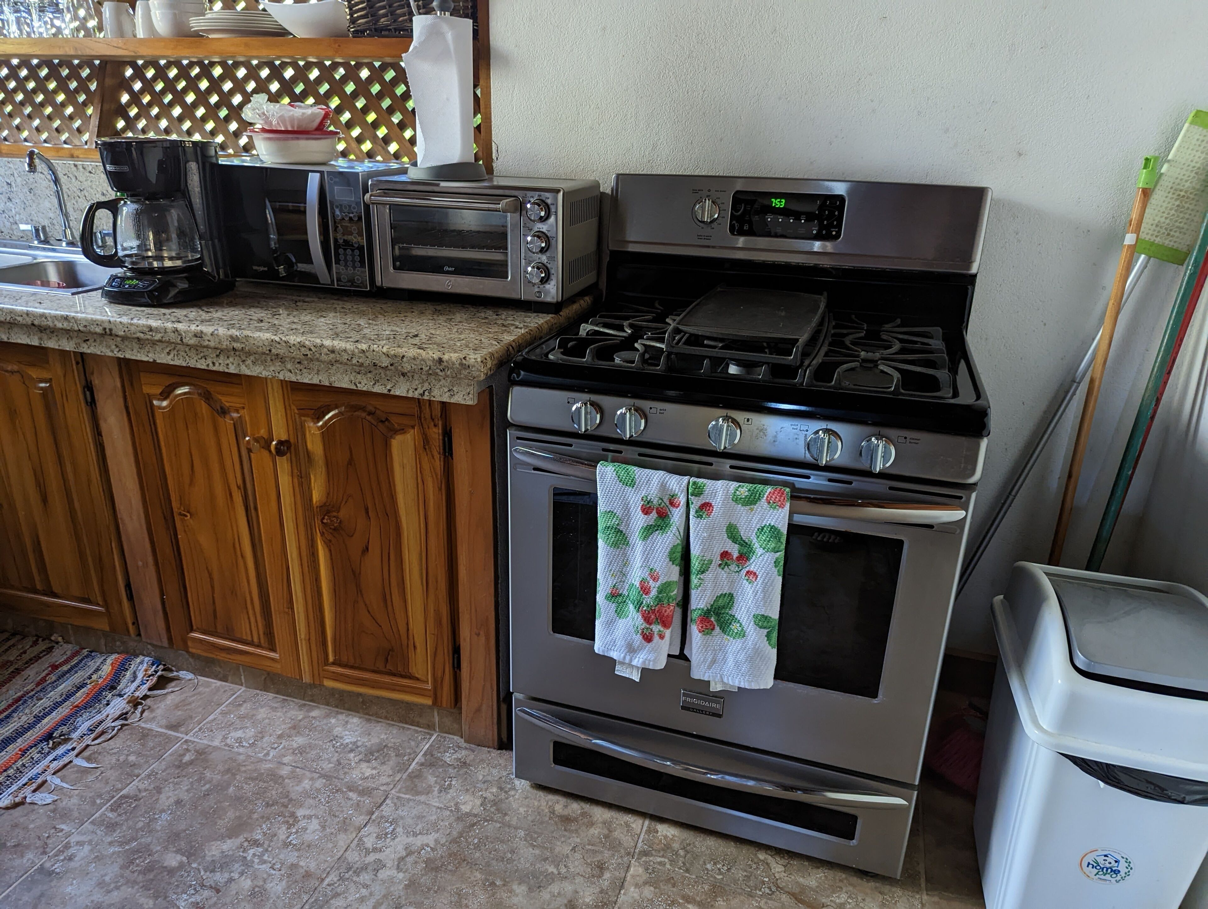 Jungle Tree House Drive to Beaches