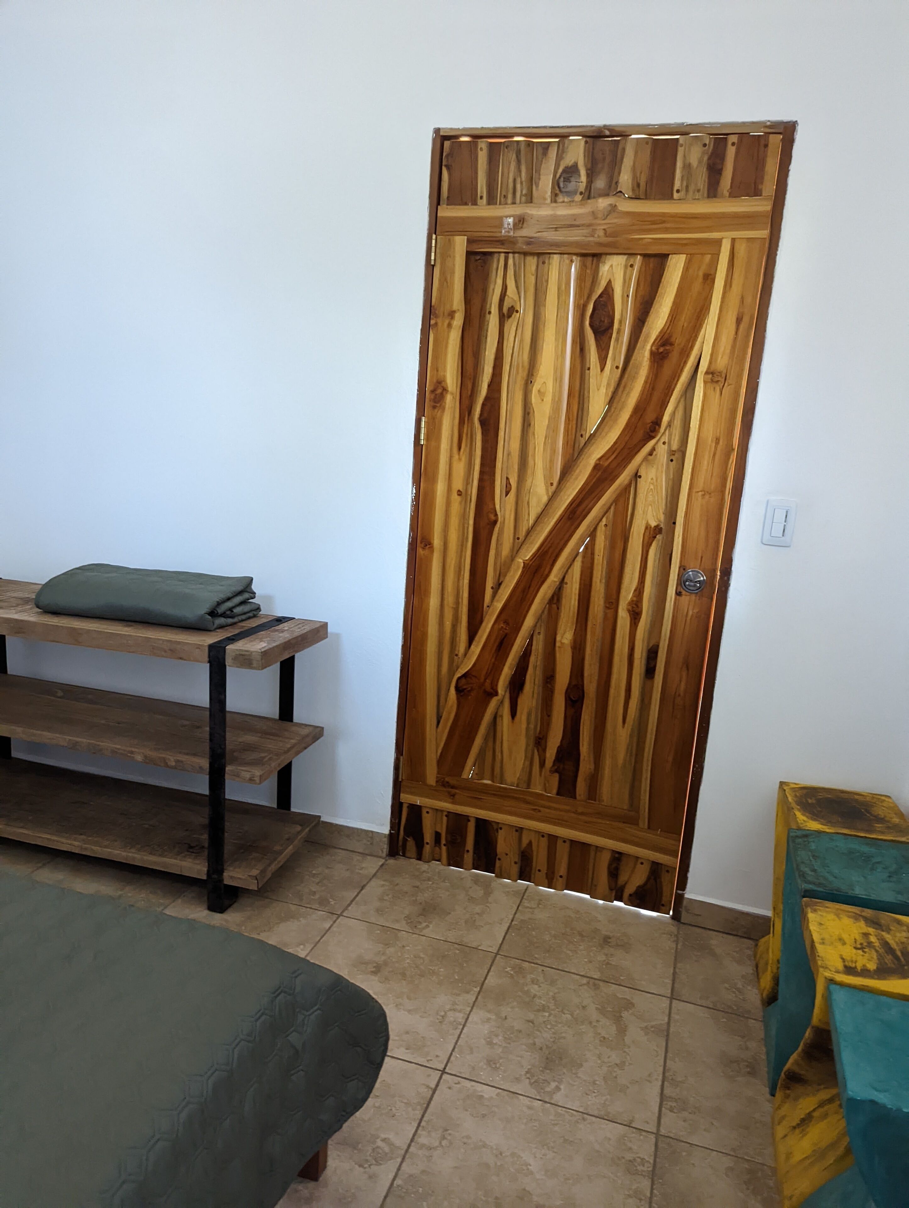 Jungle Tree House Drive to Beaches