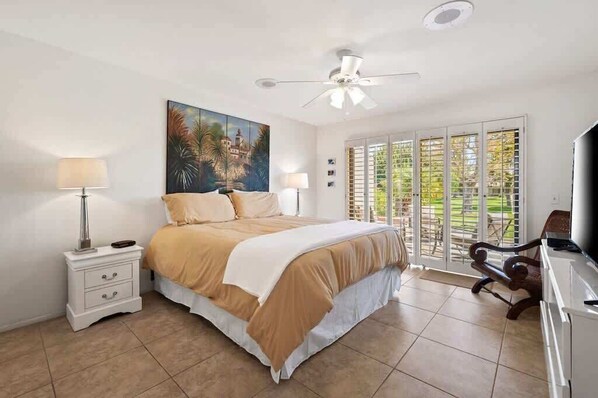 2 bedrooms, desk, iron/ironing board, WiFi