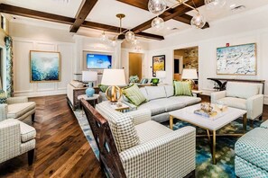 TV, video-game console - Modern Decor With Themed Rooms, With Retro Game Room and Huge Pool in Upscale Resort! #6s820 (Kissimmee)