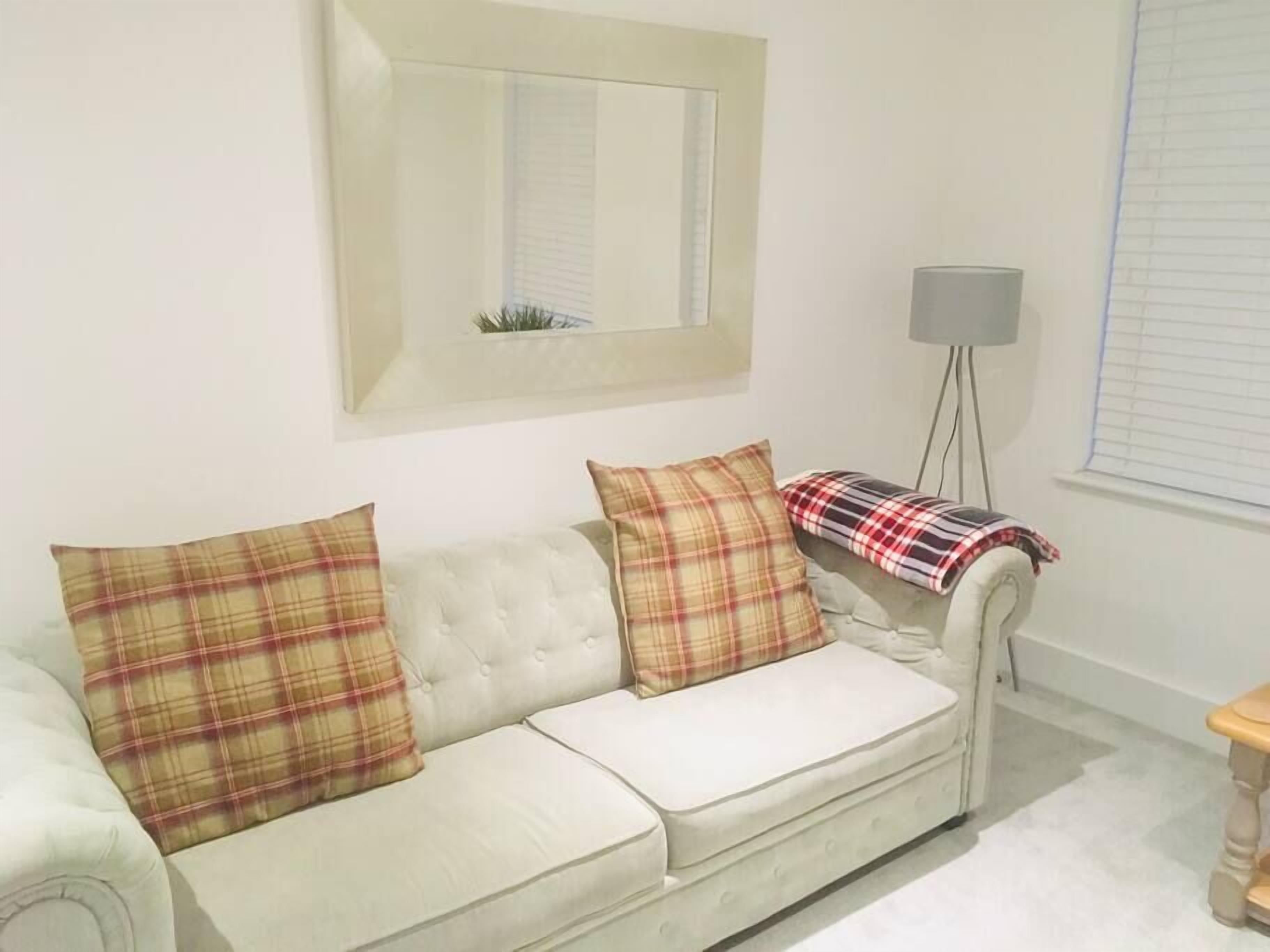 Huntingdon Apartment with Parking