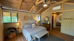 1 bedroom, bed sheets