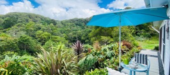 PEACEFUL BEAUTIFUL FARM STAY 20 MINUTES FROM PRISTINE BEACHES