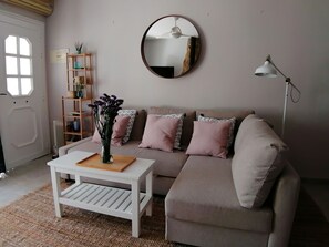 Smart TV, chimenea y estéreo 