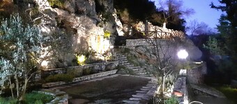 Agoriani Art Suite - 4 seasons' natural living