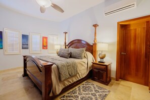 3 habitaciones y caja de seguridad en la habitación