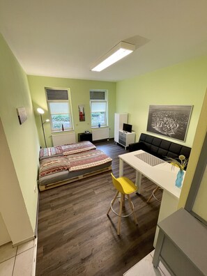 1 makuuhuone, silitysrauta/-lauta, ilmainen Wi-Fi, vuodevaatteet