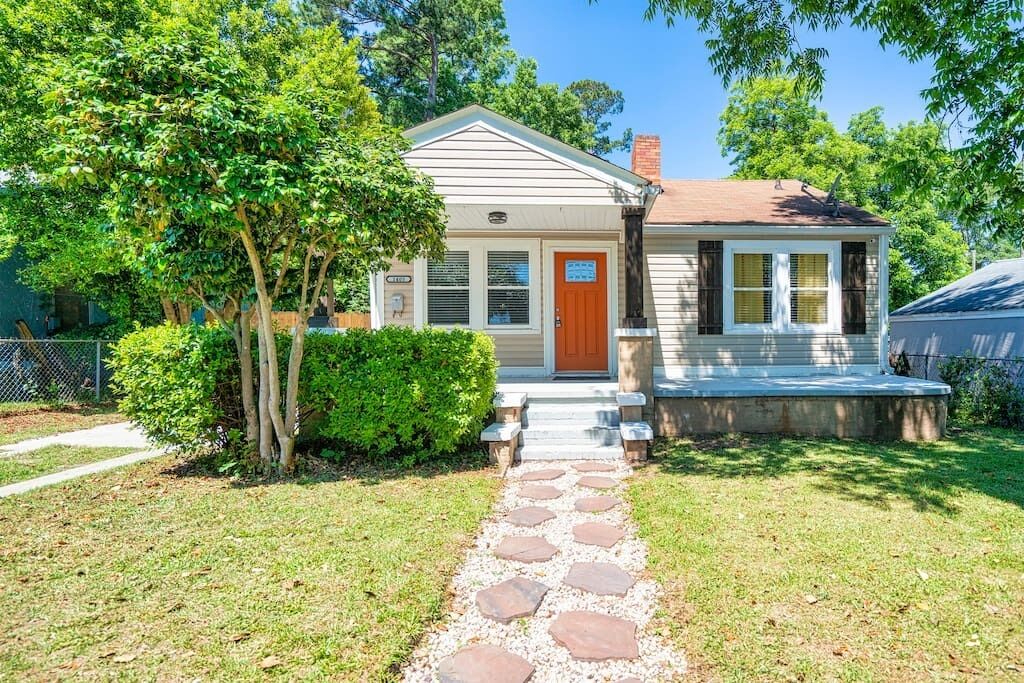 2BR Cottage w/Fenced yard & 2mins to med district