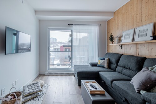 New and Modern Condo Old Quebec | AC | Gym | Parking | Rooftop