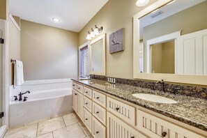 Bathroom - 4118 Utes Street - Bad Beach by Vacations Perfected (Panama City Beach)