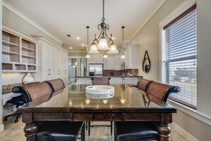 Casa, 4 habitaciones | Cocina privada