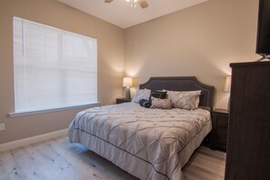 4 chambres, décoration personnalisée, ameublement personnalisé