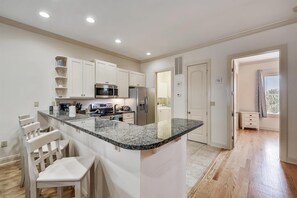 Private kitchen - 6216 Thomas Drive - Sandy Cheeks by Vacations Perfected (Panama City Beach)