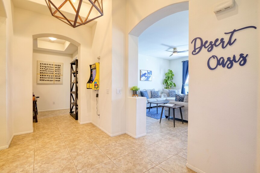 Coachella Valley Getaway: Cal-king, Hiking, Pickleball, Golf, Swim - Indio, CA