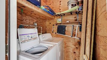 Condo, 1 Bedroom | Laundry