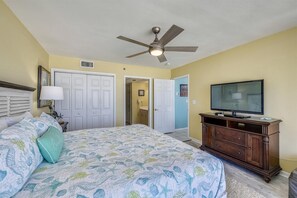 Condo, 1 Bedroom