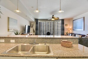 Condo, 1 Bedroom | Private kitchen | Microwave, stovetop - Shores of Panama 1 Bedroom Condos by Vacations Perfected (Panama City Beach)