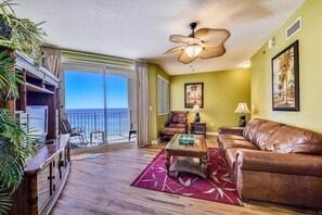 Condo, 1 Bedroom | Living room