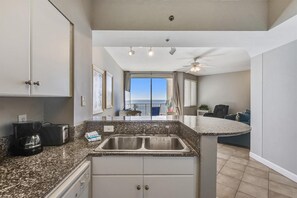 Condo, 1 Bedroom | Private kitchen
